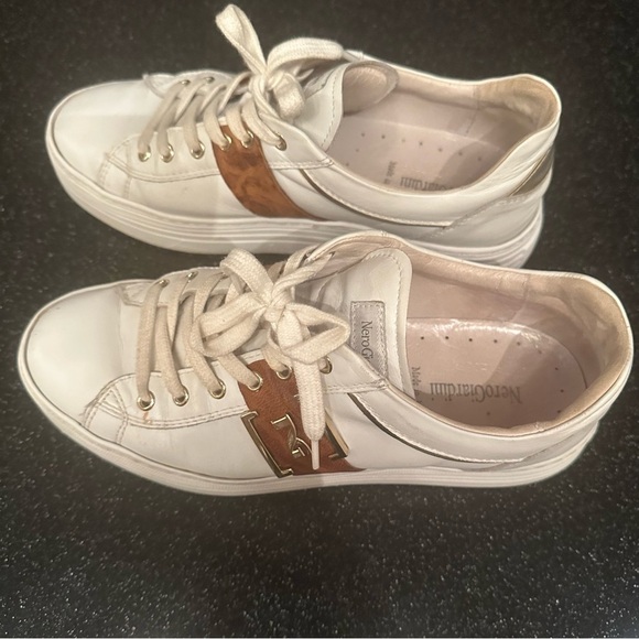 Nero Giardini Italy White and Brown full leather Sneakers - Picture 2 of 6